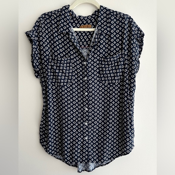 Jachs Girlfriend Diamond Aztec Print Button Down Polo, Large, Navy Blue/White - Picture 2 of 14